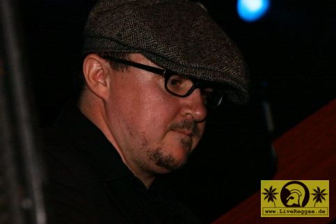 Die Tornados (D) AJZ Talschock, Chemnitz 09. Januar 2010 (2).JPG